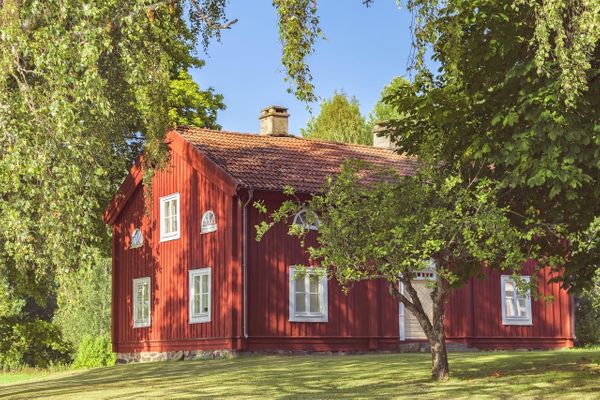 Farmhouse Love in the Time of COVID: 4 Lessons from Being Quarantined in a Half-Renovated Old Homestead